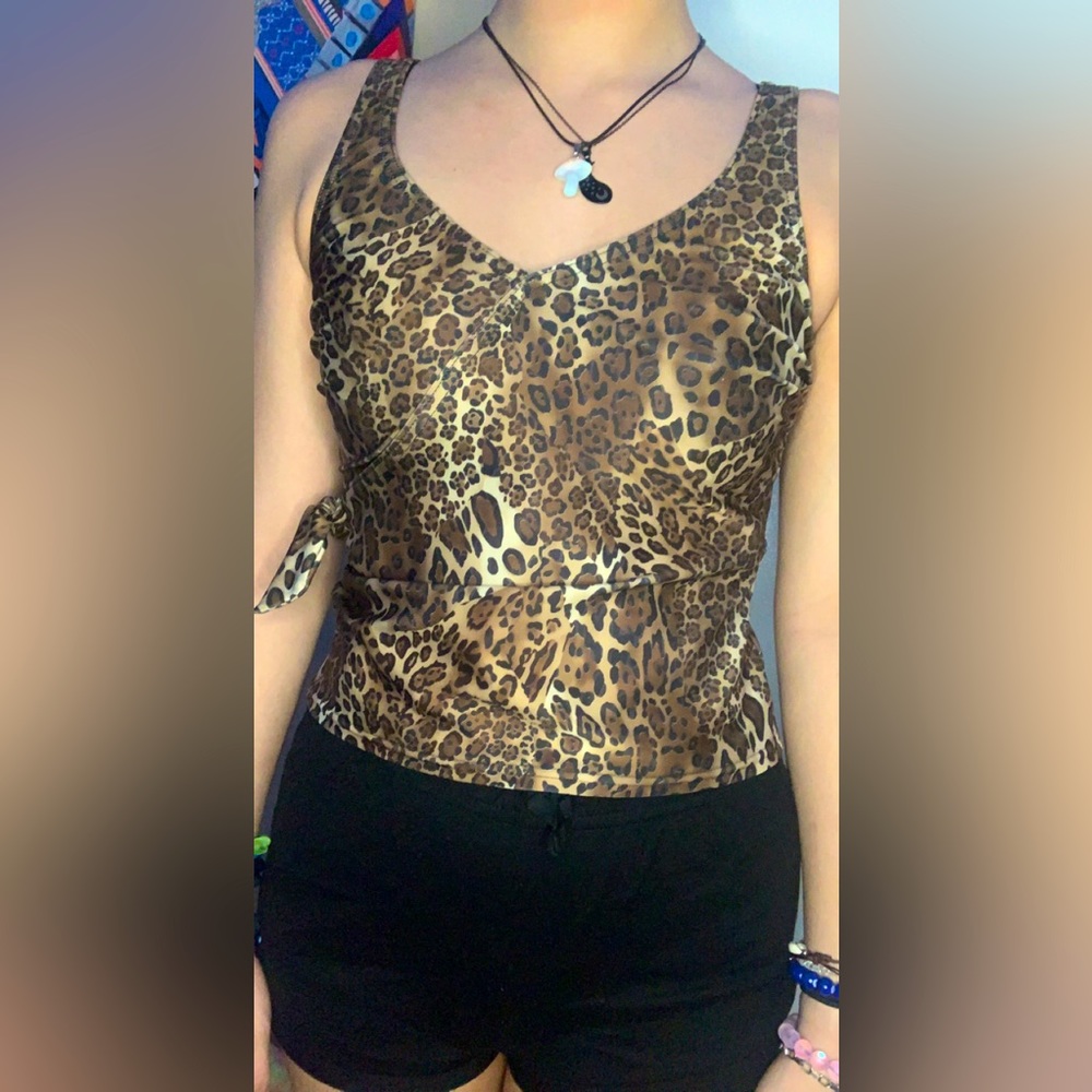 Animal Print Cropped Shirt W/ Small Tie On Side